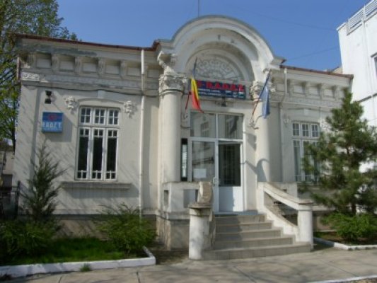 RADET opreşte apa caldă în zona Far